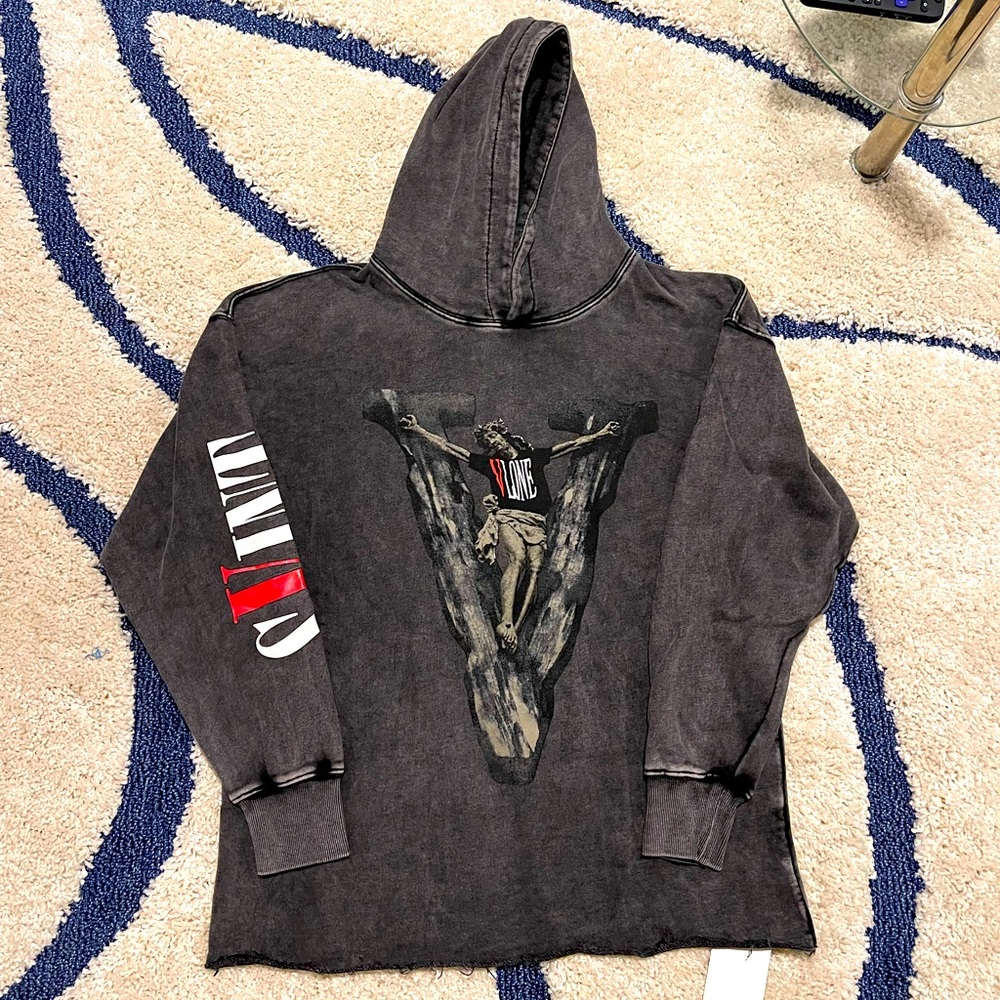 New Vlone hoodie with tag nd 💯authentic